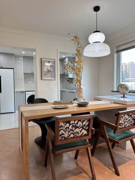 Housing image — Dining Area
