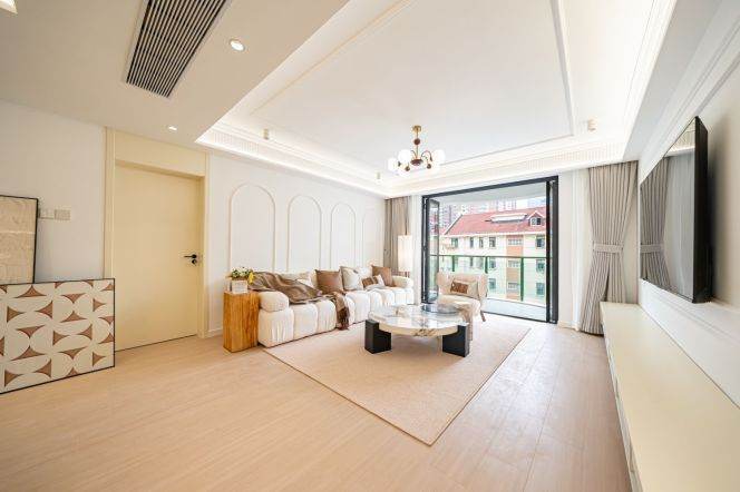 3BR Apartment near Zhongshan Park (L2/L3/L4)