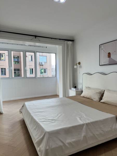 Housing image — Bedroom
