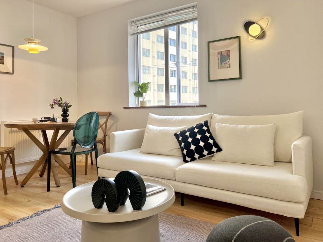 Housing image — Living Room