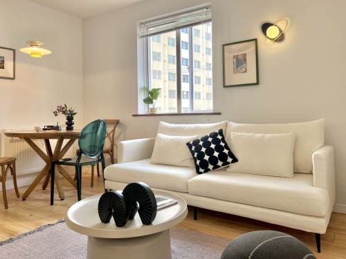 Housing image — Living Room