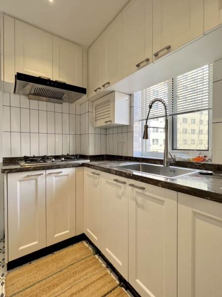 Housing image — Kitchen