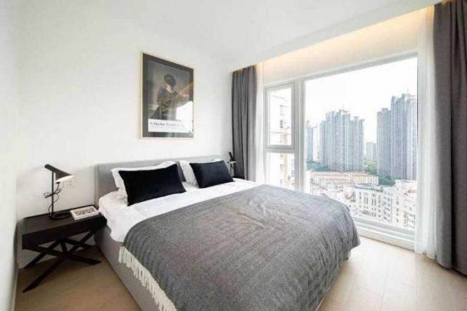 High-Floor Modern Bright 4BR Apartment at Summit Panorama