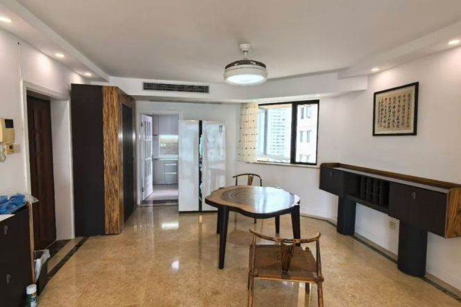 High-Floor 3BR Apartment at Joffre Garden (L1/L10/L12)