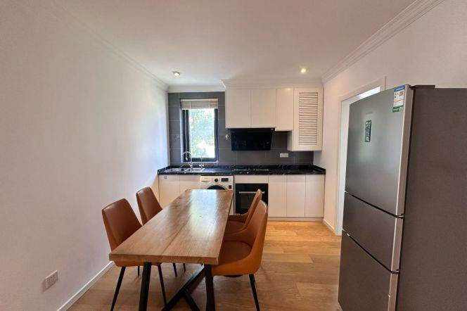 2BR Apartment in Old Xuhui (L10)