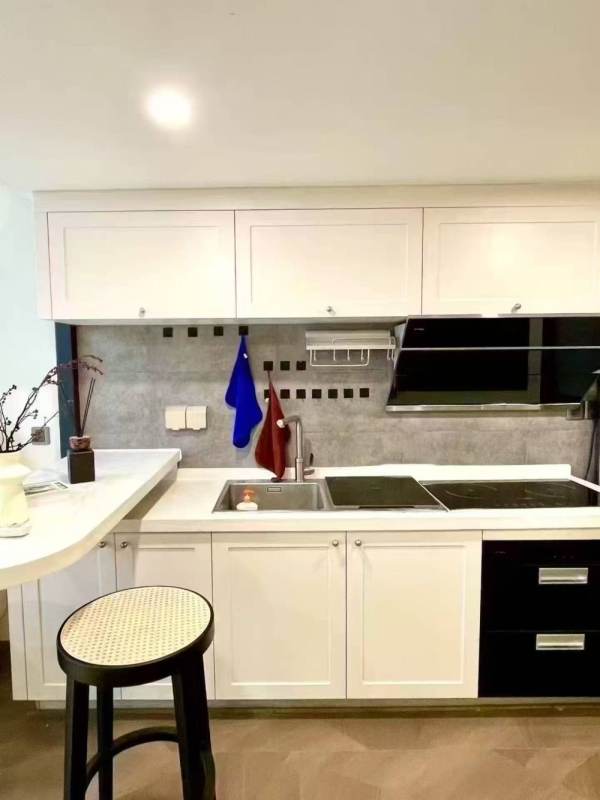 Housing image — Kitchen