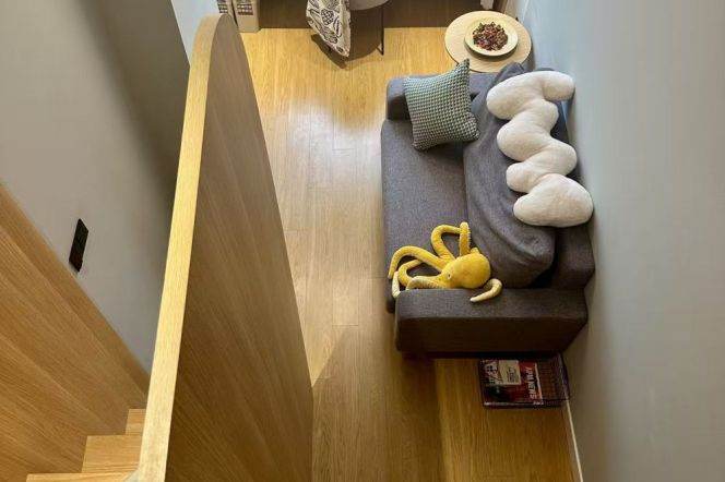 1BR Serviced Apartment near Huangxing Park Metro (L8)