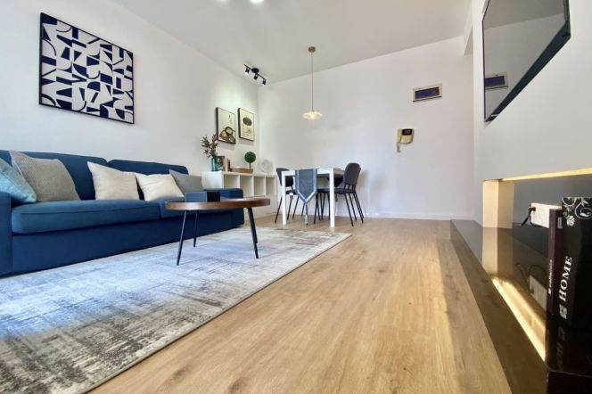 High-Floor 1BR Apartment at Hanlin Mansion