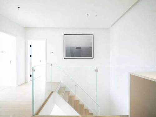 Housing image — Room