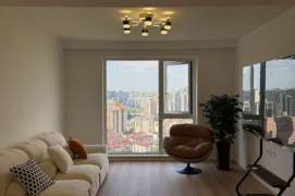 High-Floor 3BR Apartment near Zhongshan Park (L2/L3/L4)