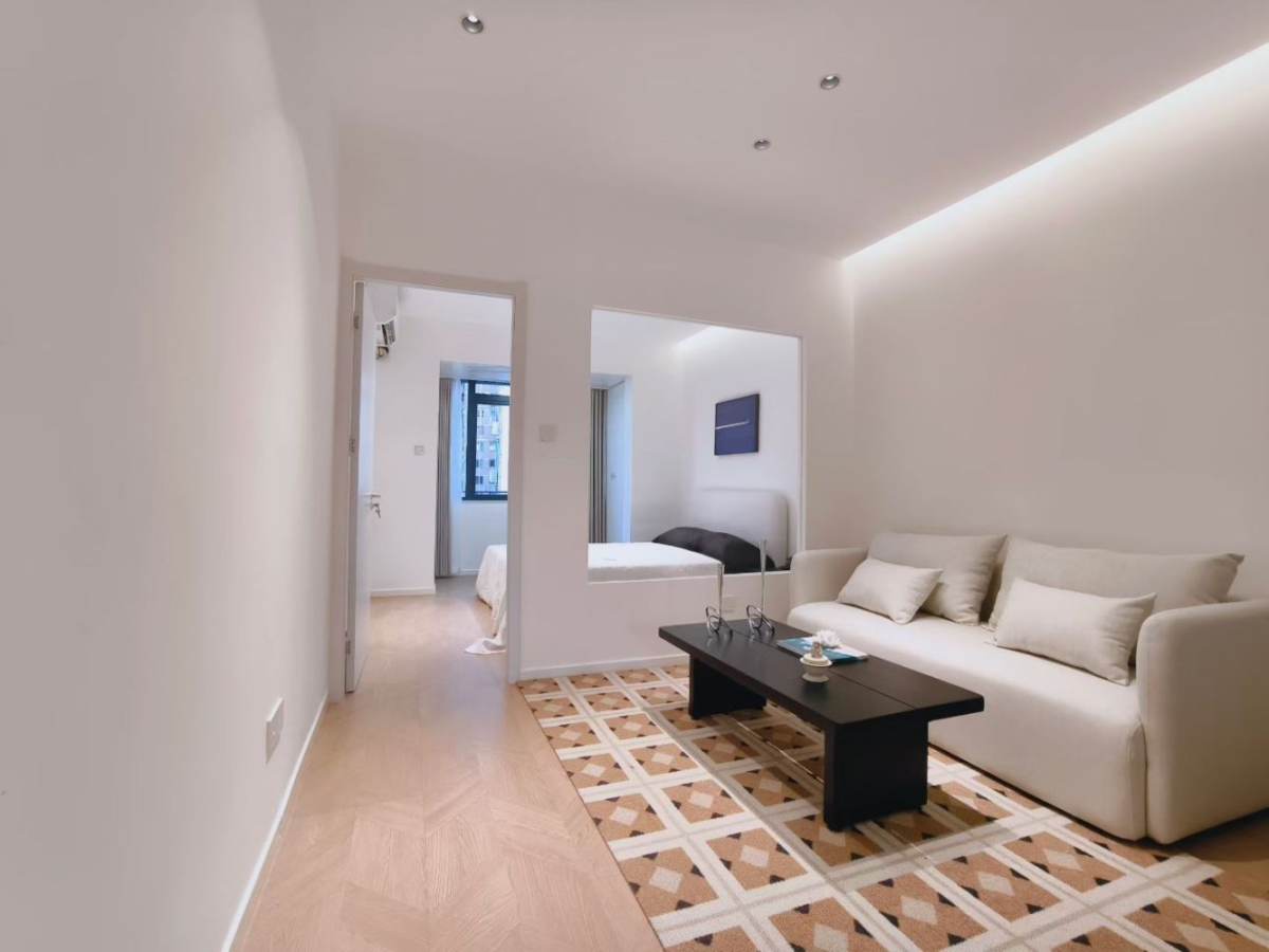 Housing image — Living Room