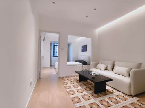 Housing image — Living Room