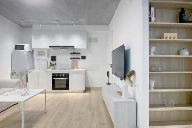 Bright Modern 2BR Apartment near Zhongshan Park (L2/L3/L4)