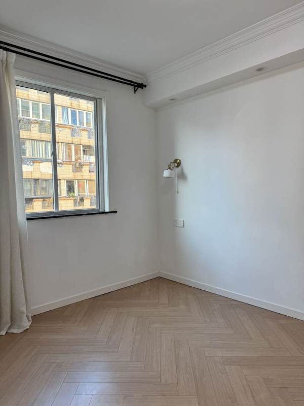 Housing image — Bedroom