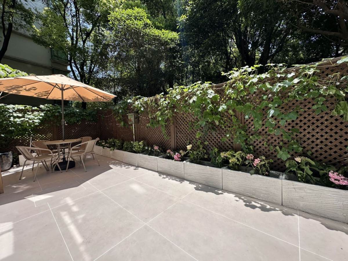 Housing image — Garden