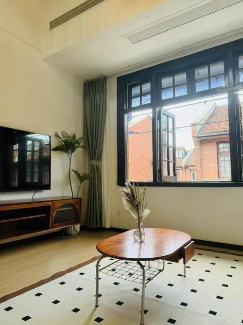 Housing image — Living Room