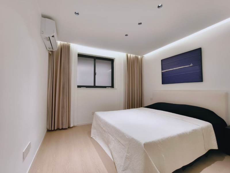 Housing image — Bedroom