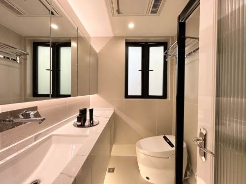 Housing image — Bathroom