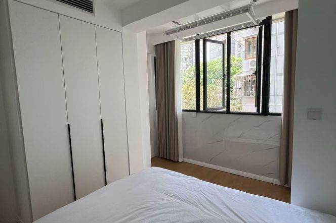 1BR Apartment near Zhongshan Park (L11/L13)