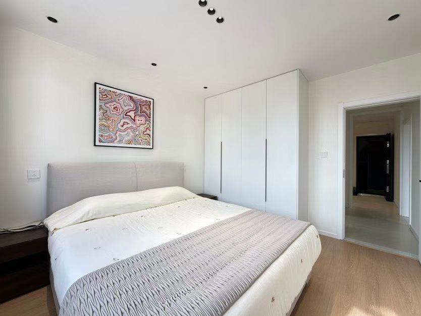 Housing image — Bedroom