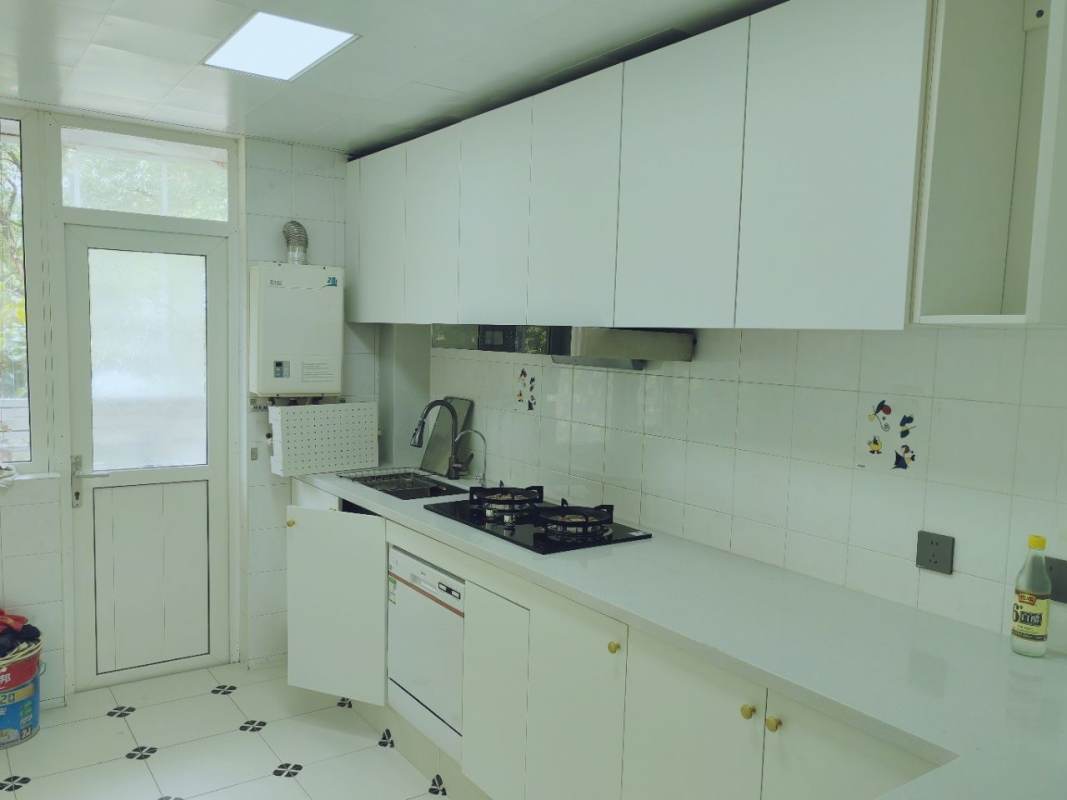 Housing image — Kitchen