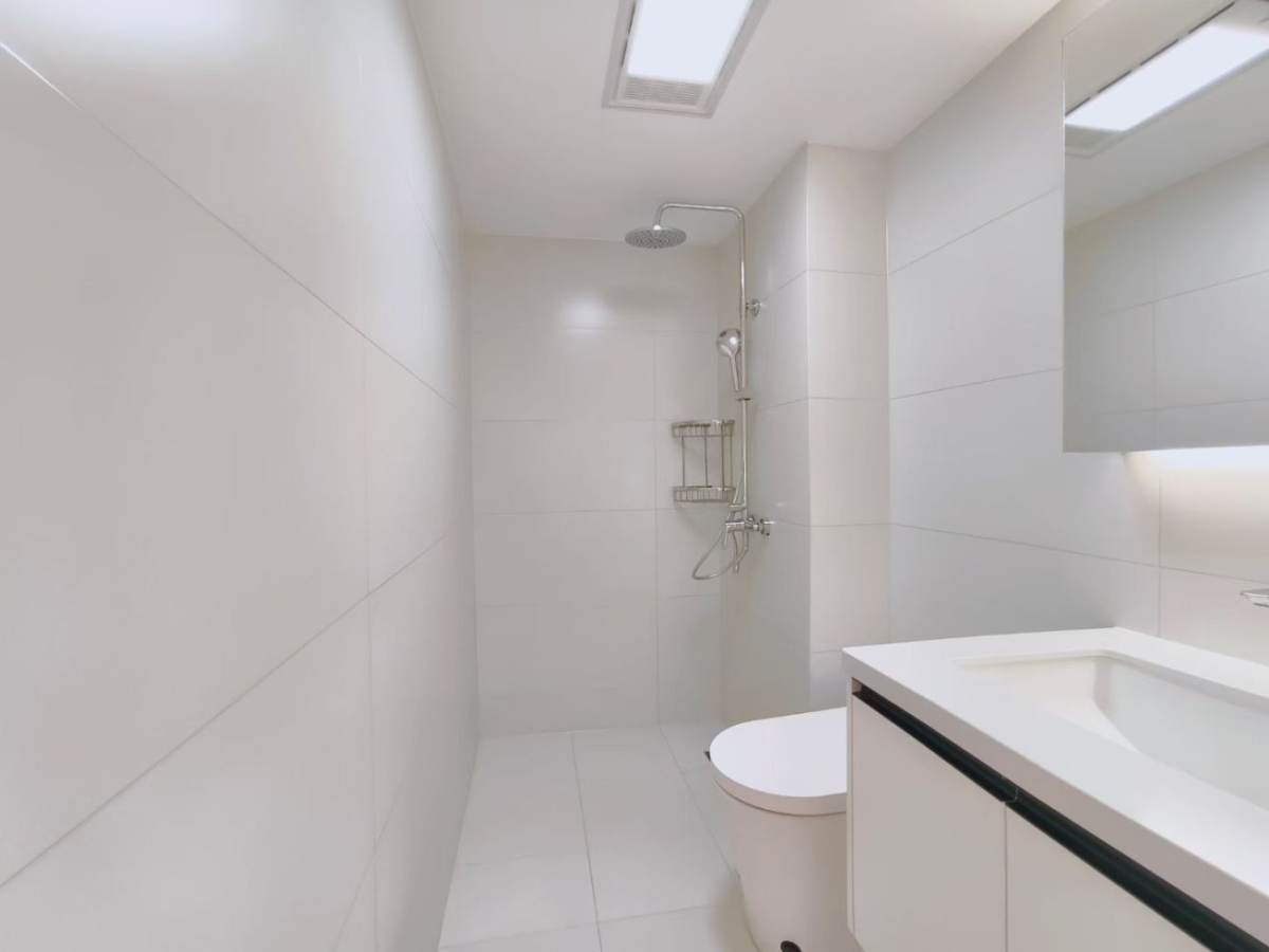 Housing image — Bathroom