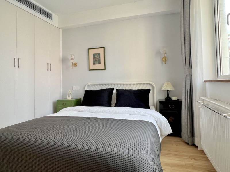 Housing image — Bedroom