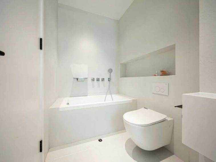 Housing image — Bathroom