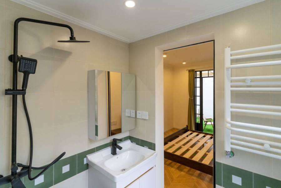 Housing image — Bathroom