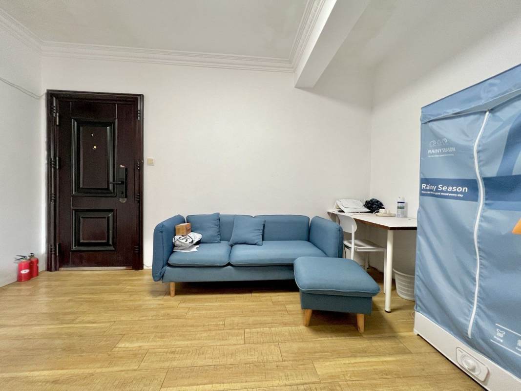 Housing image — Living Room