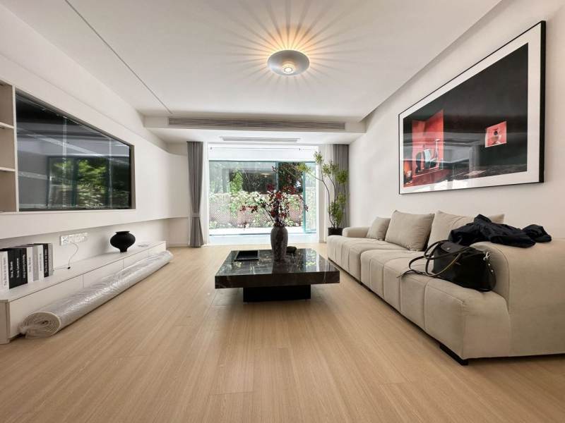 Housing image — Living Room