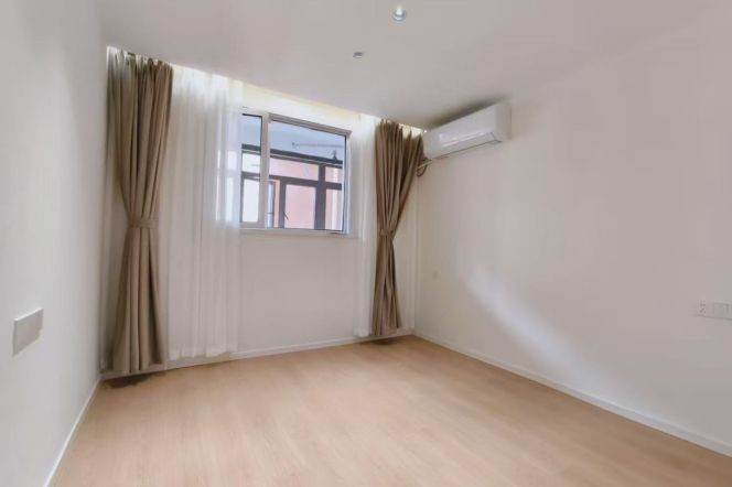 2BR Apartment near Caobao Rd Metro (L1/L12)