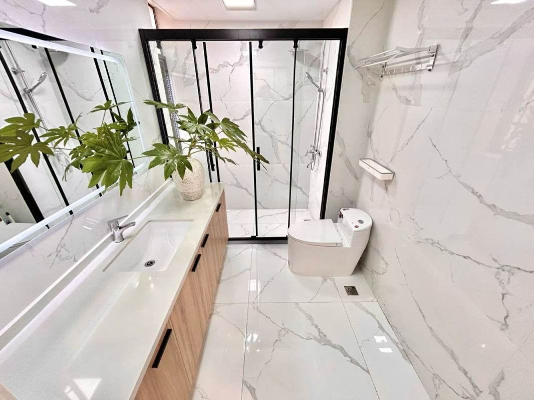 Housing image — Bathroom