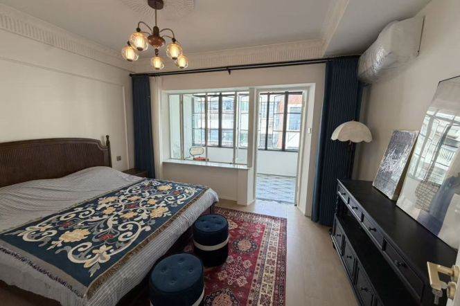 3BR Apartment in Jing'an (L2/L7/L14)