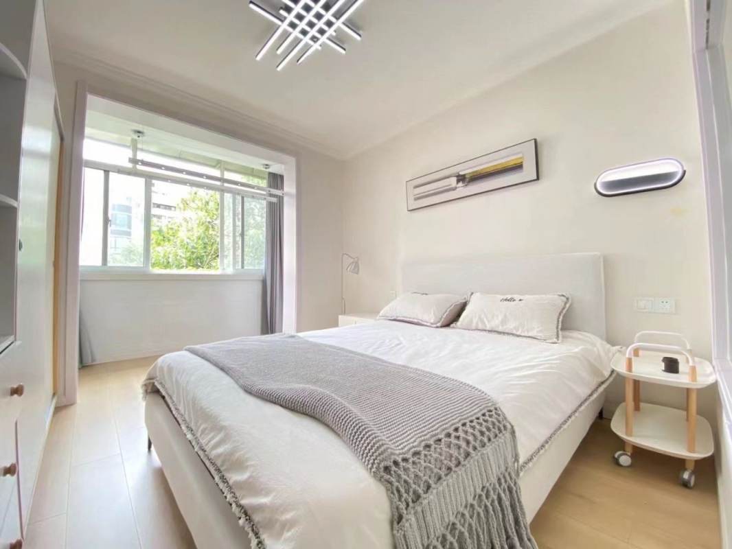 Housing image — Bedroom