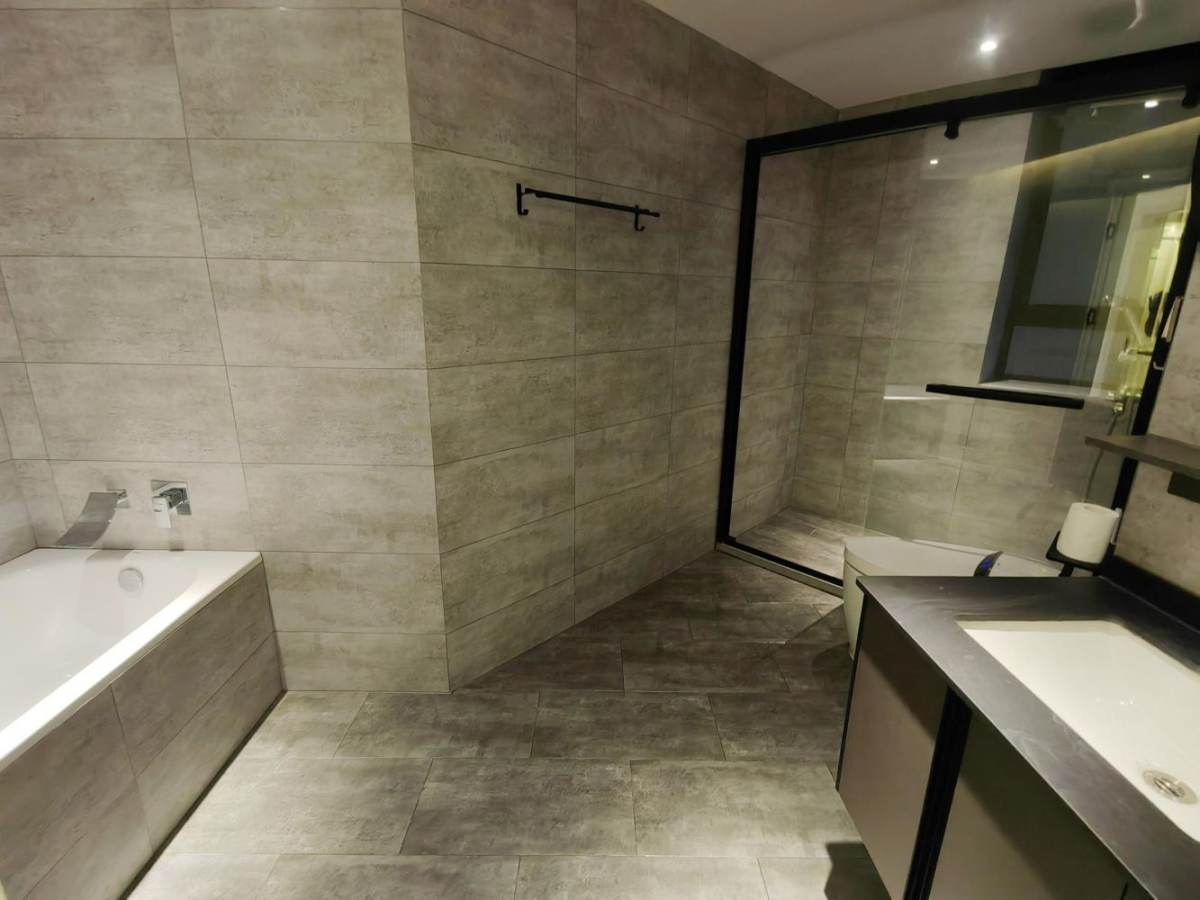 Housing image — Bathroom