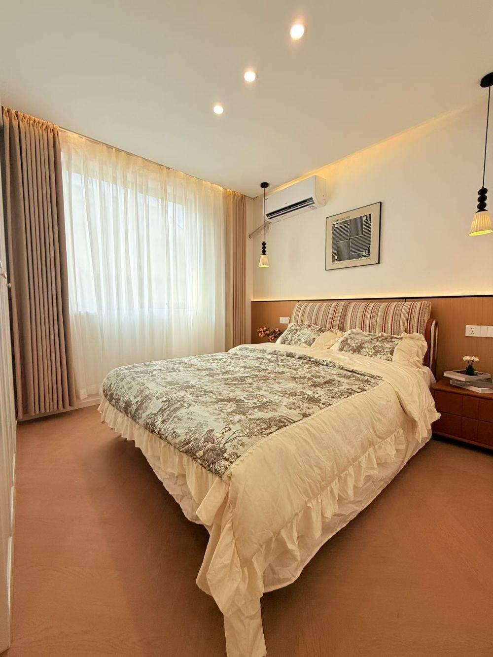 Housing image — Bedroom