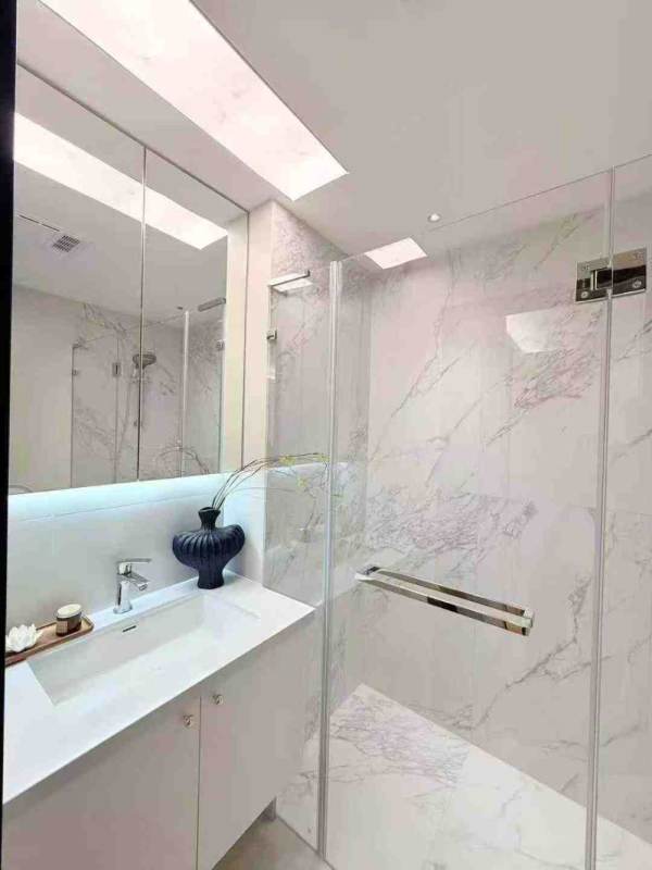 Housing image — Bathroom