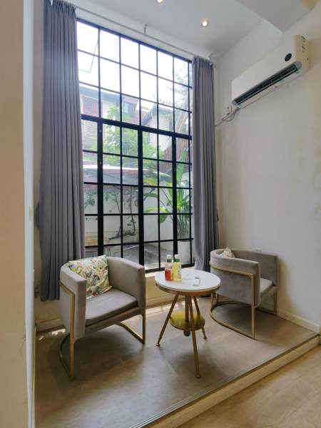 Housing image — Living Room