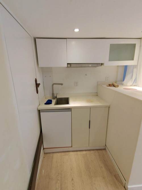 Housing image — Kitchen