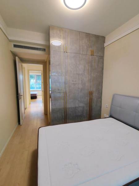 Housing image — Room