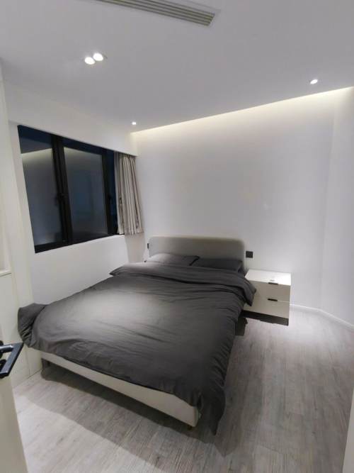 Housing image — Room
