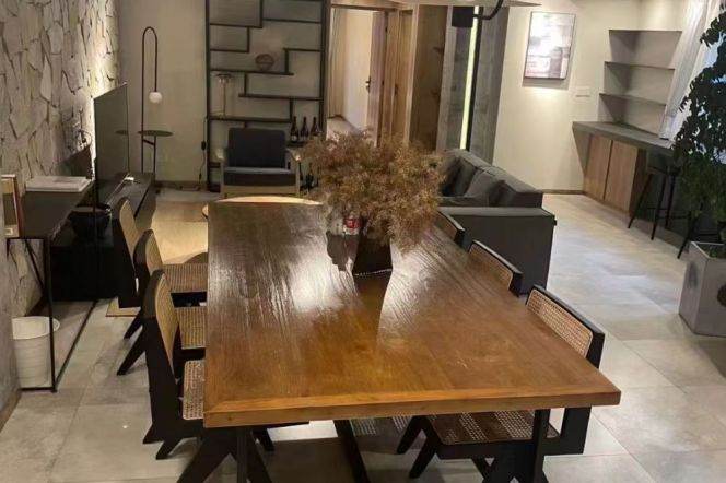 Spacious 2BR Apartment near South Shaanxi Rd Metro