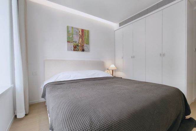 Spacious 1BR Apartment near Yishan Rd Metro (L3/L4/L9)