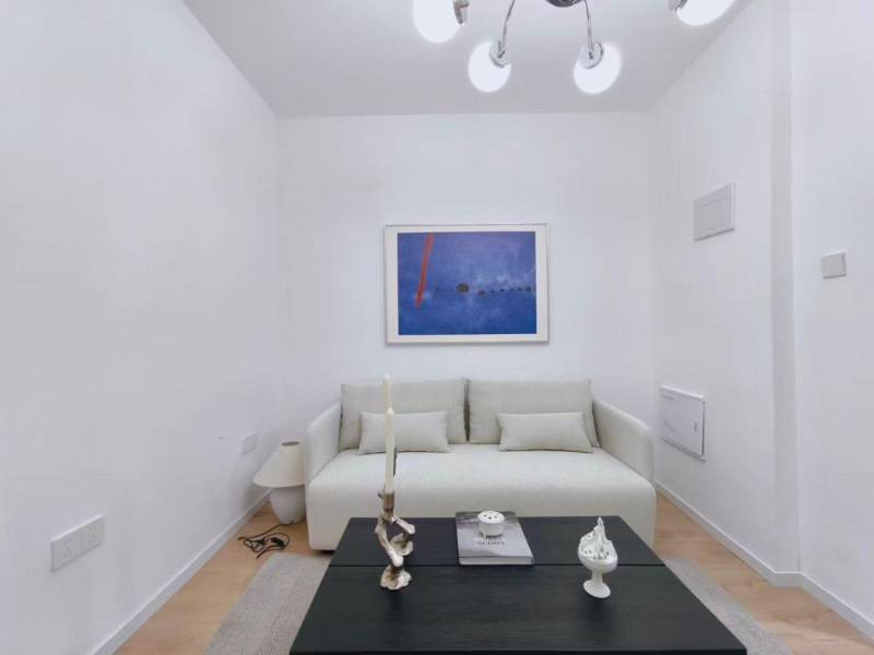 Housing image — Living Room