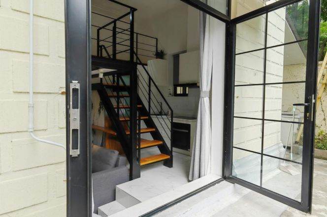 1BR Lane House in Old Xuhui with Terrace (L2/L7/L14)