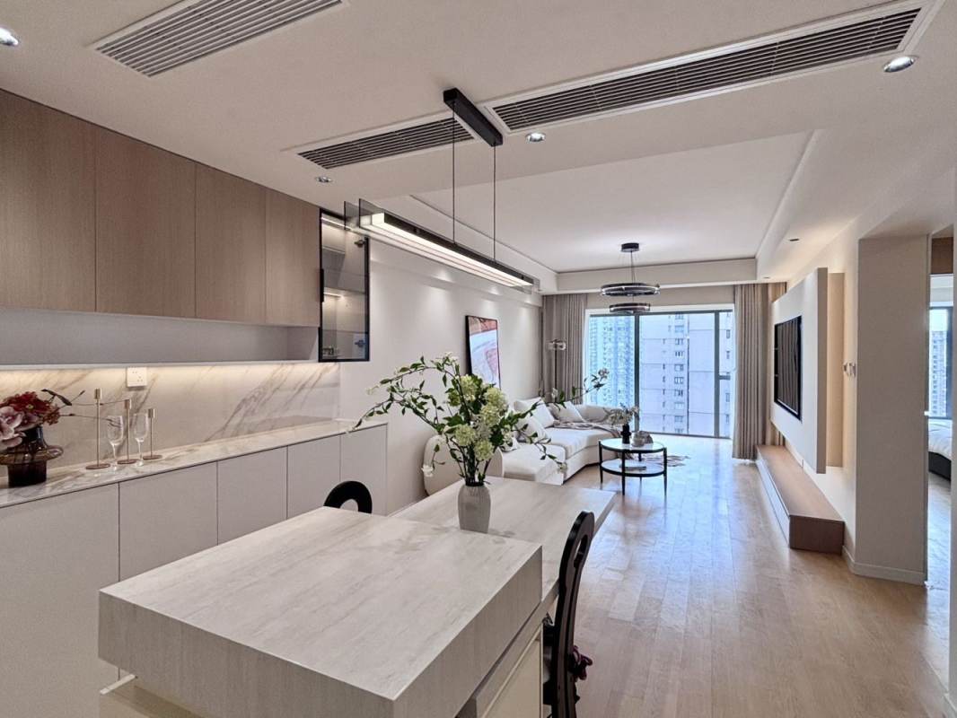 Housing image — Living Room