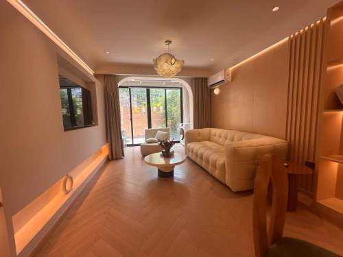Housing image — Living Room