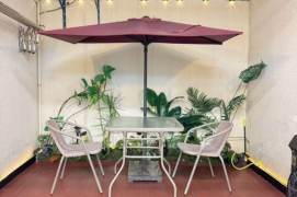 1BR Lane House in Jing'an with Private Garden