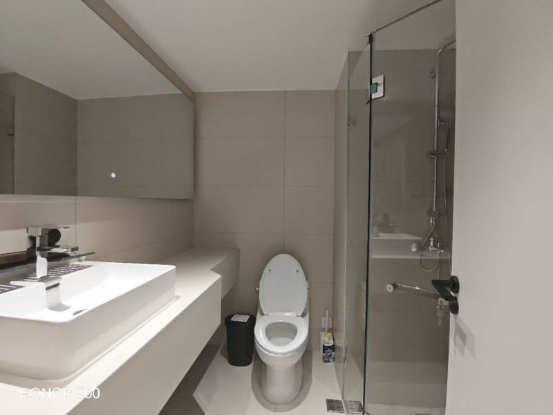 Housing image — Bathroom